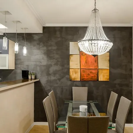 Cozy Apartment Warsaw